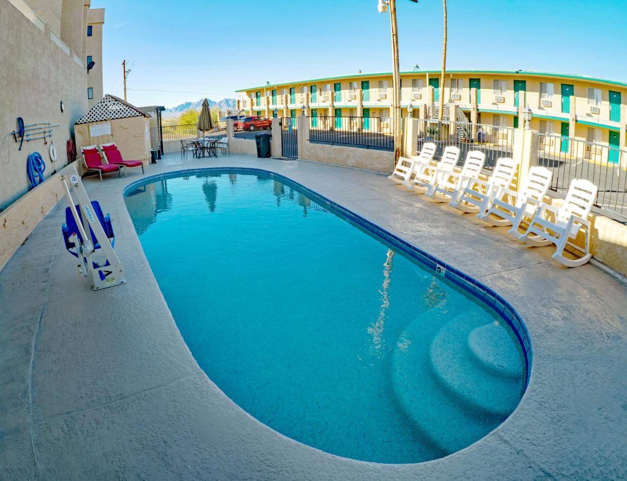 Windsor Inn Lake Havasu City Exterior photo